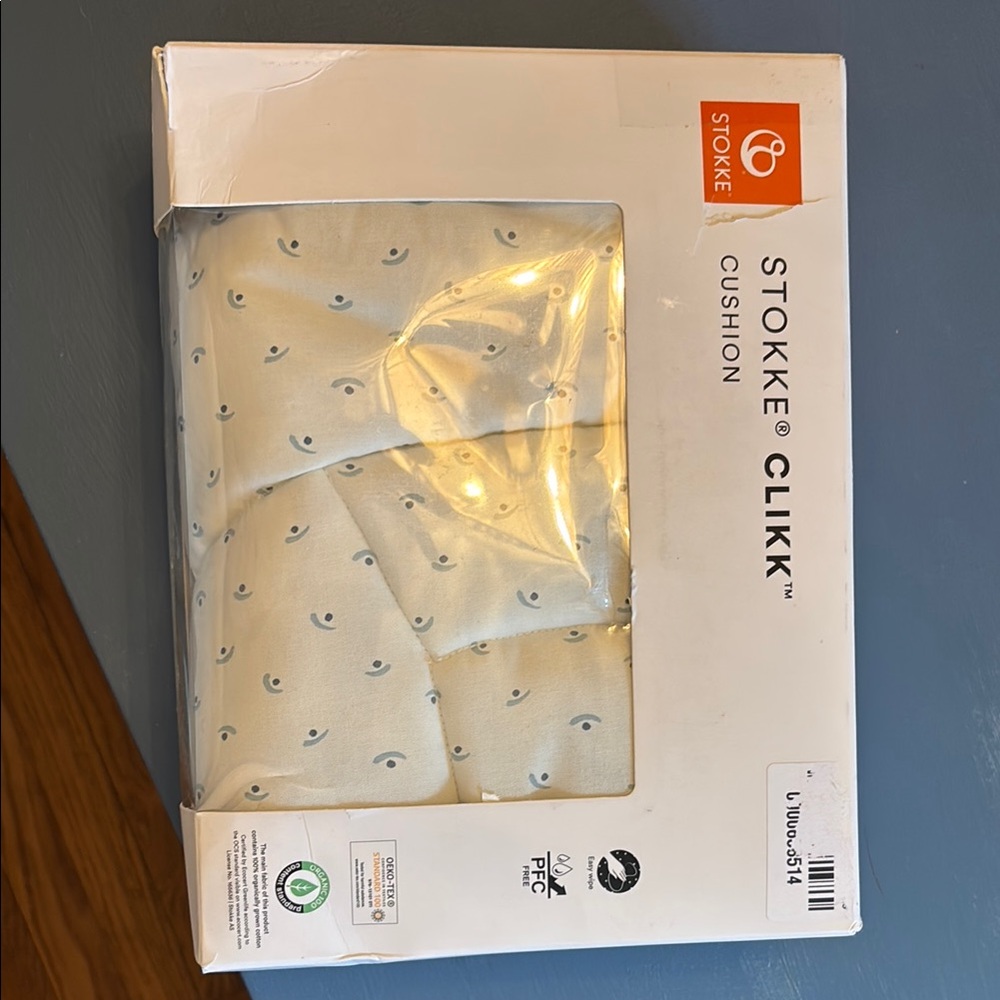 Clikk Cushion - Cream with Blue Accents